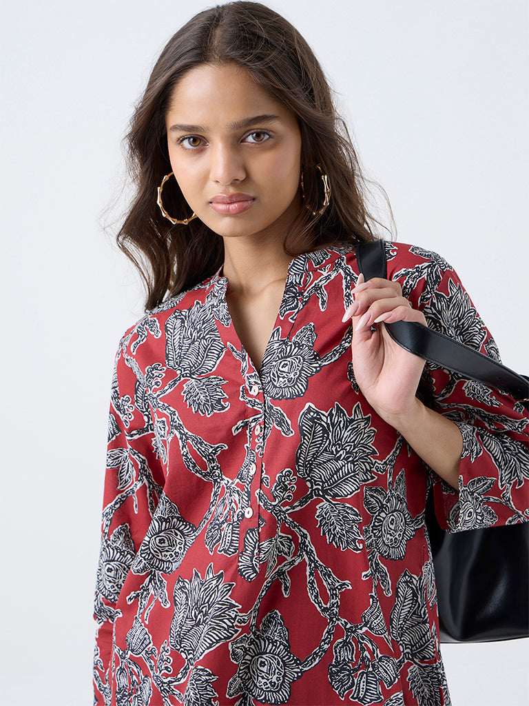 Utsa Maroon Floral Printed Cotton Straight Kurta