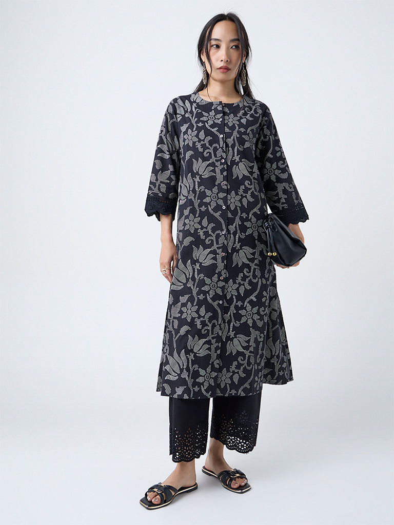 Utsa Black Floral Pattern Cotton-Blend A-Line Kurta