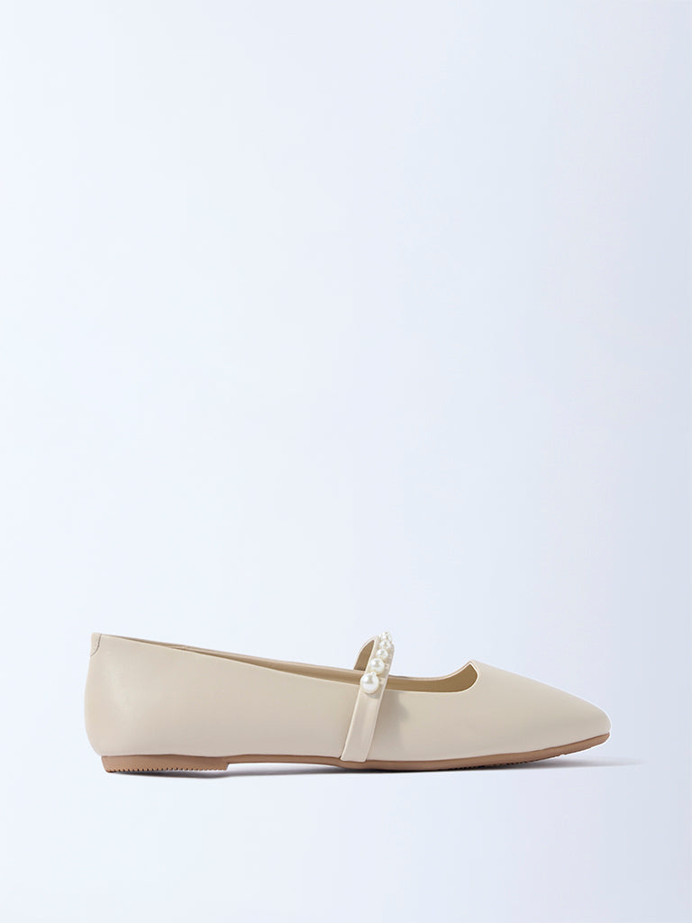 LUNA BLU Ivory Pearlescent Mary Jane Shoes - Exclusive