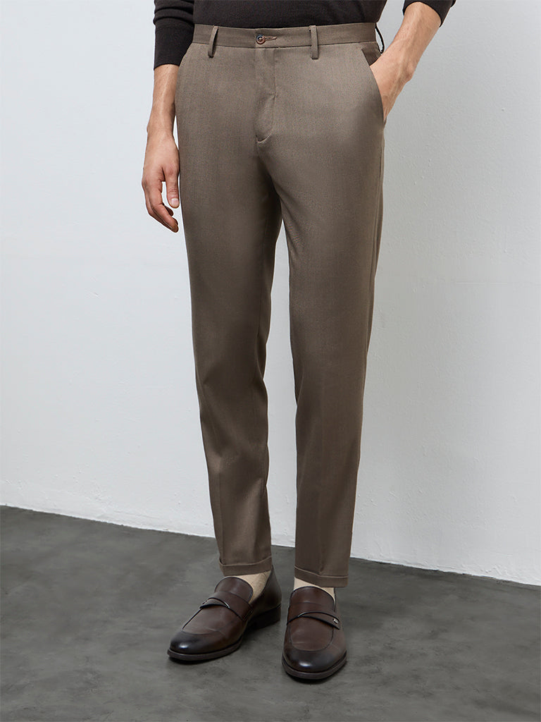 WES Formals Taupe Solid Mid-Rise Slim-Fit Trousers