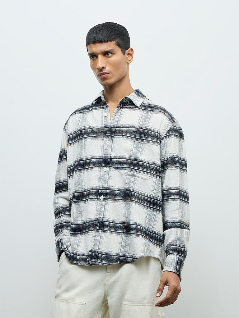 Nuon Black Checks Printed Relaxed-Fit Cotton Shirt