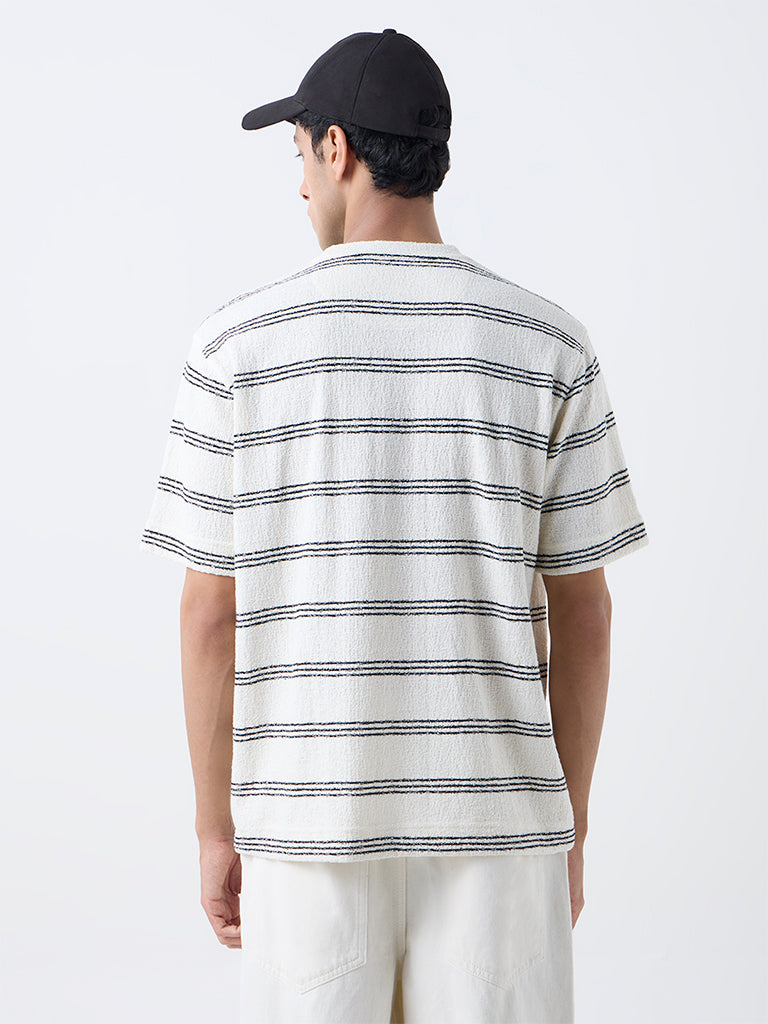 Nuon Off-White Striped Relaxed-Fit T-Shirt