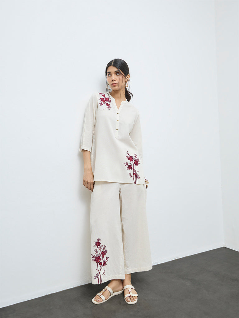Utsa Off-White Floral Embroidered Cotton-Blend Pants