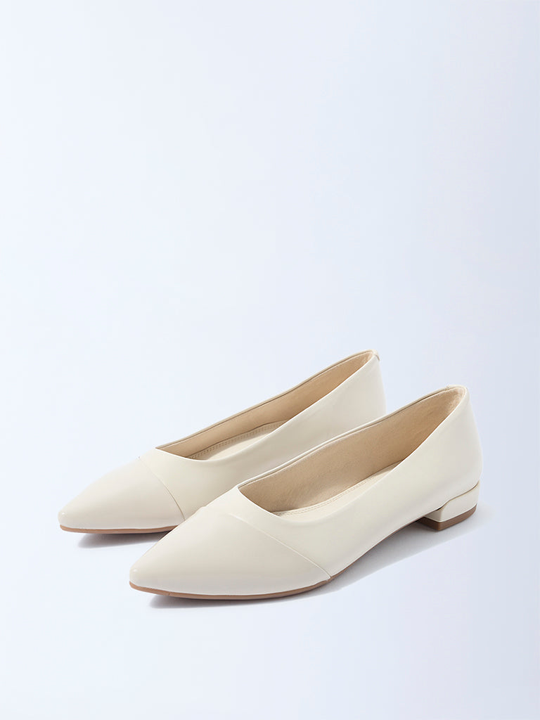 LUNA BLU Ivory Pointed Toe Ballerinas