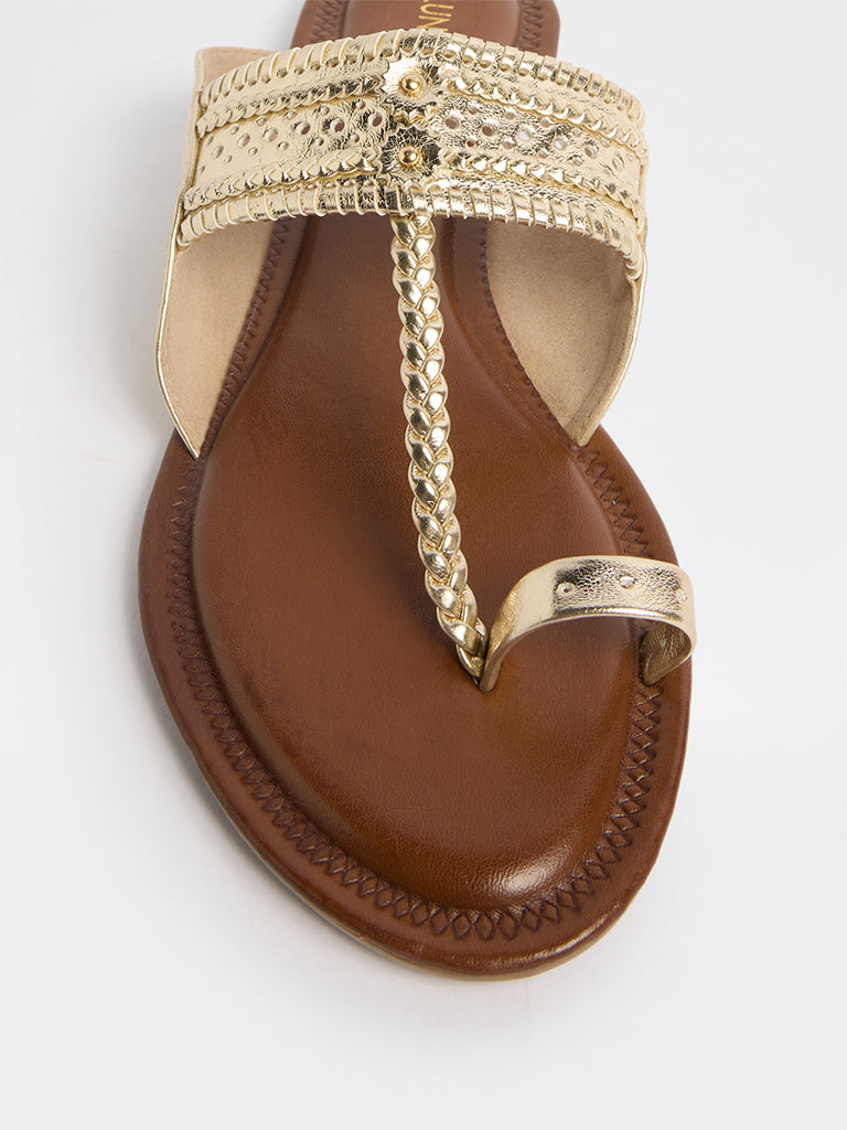 LUNA BLU Light Gold Braided Kolhapuri Sandals