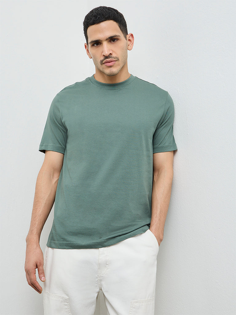 WES Casuals Green Solid Slim-Fit Cotton T-Shirt