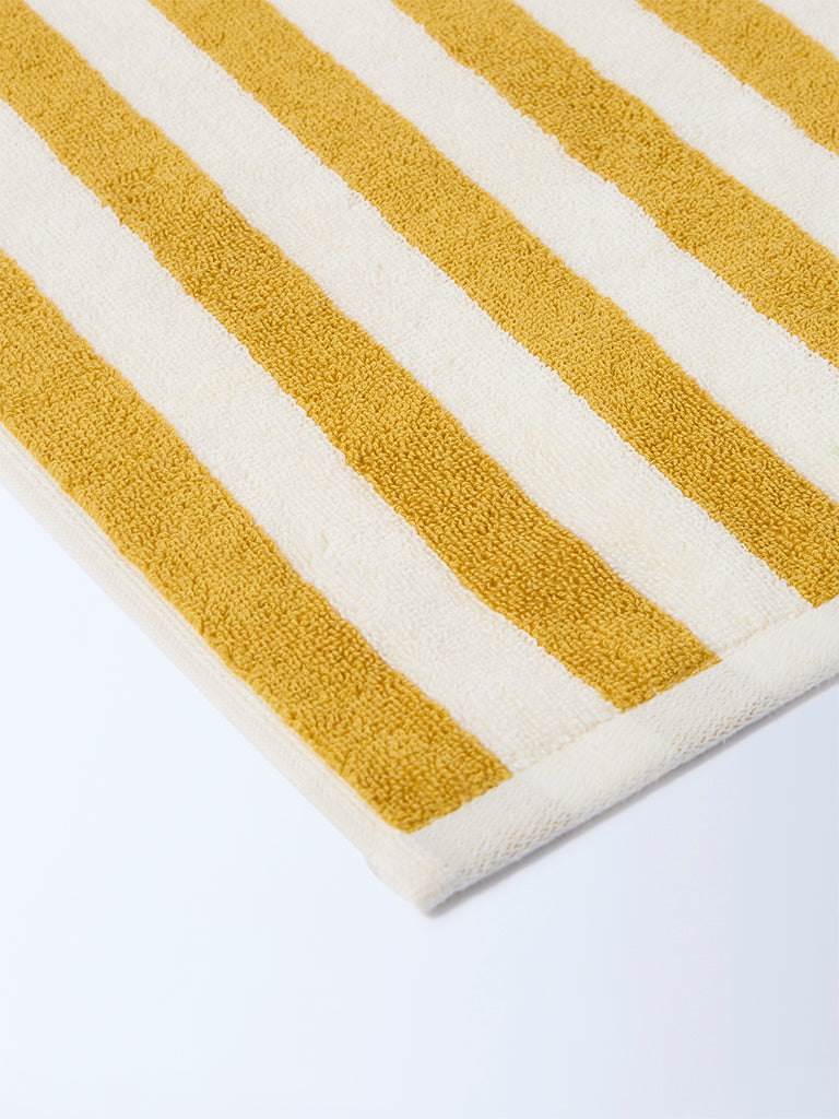 Westside Home Yellow Stripe Pattern Bath Towel