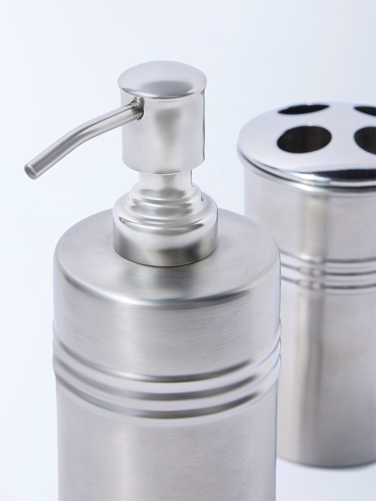 Westside Home Silver Metal Bathroom Accessory Set