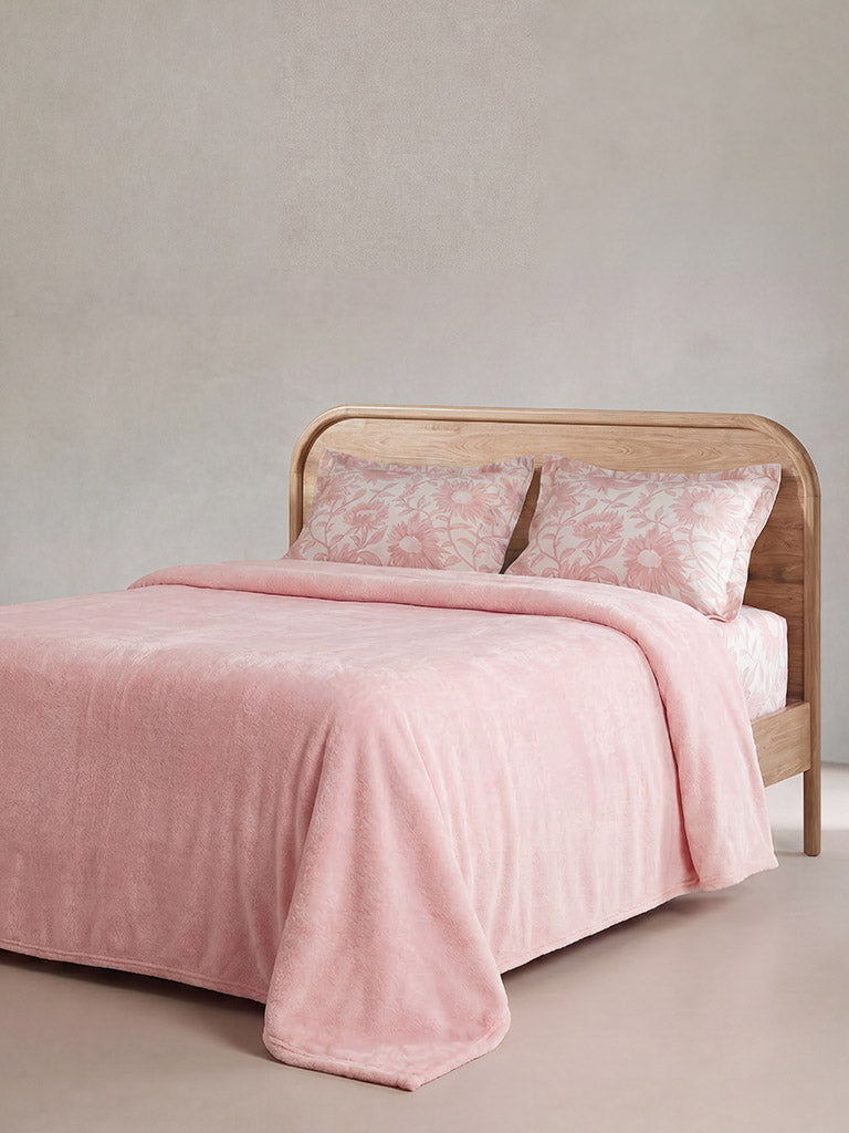 Westside Home Pink Queen Bed Fleece Blanket
