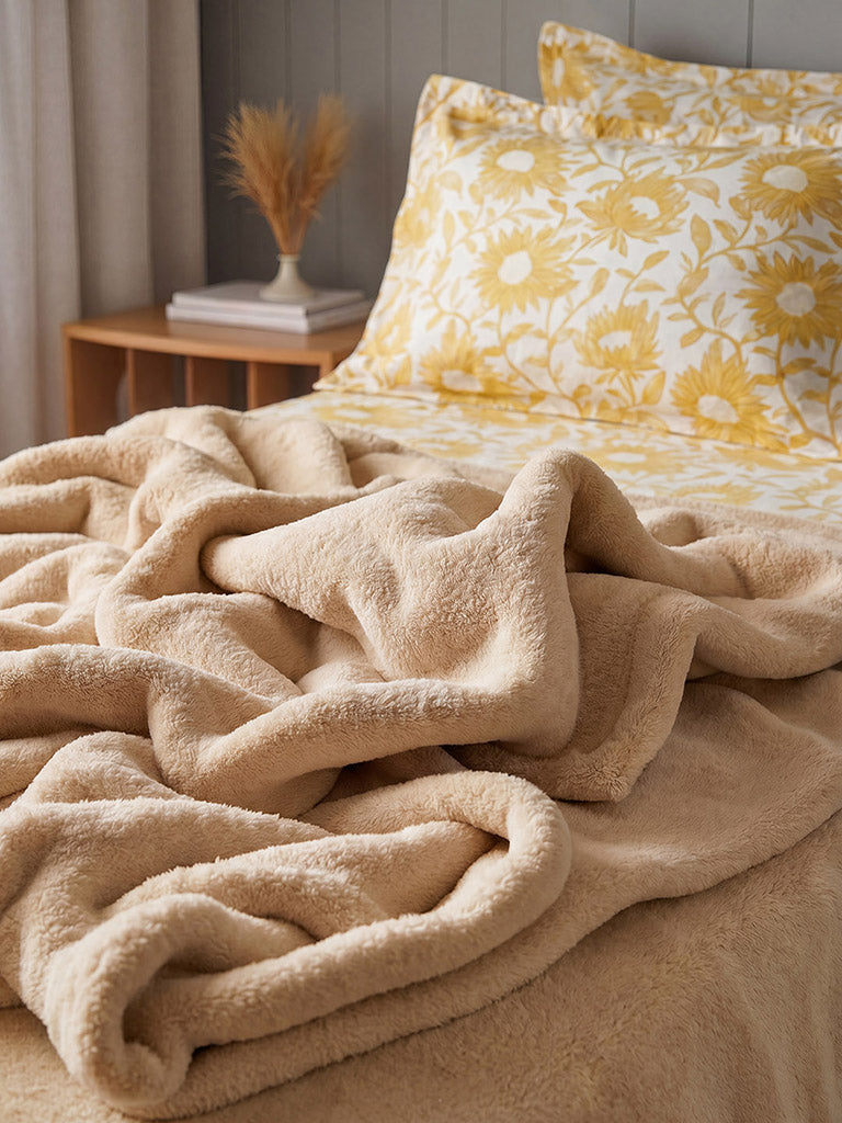 Westside Home Beige Queen Bed Fleece Blanket