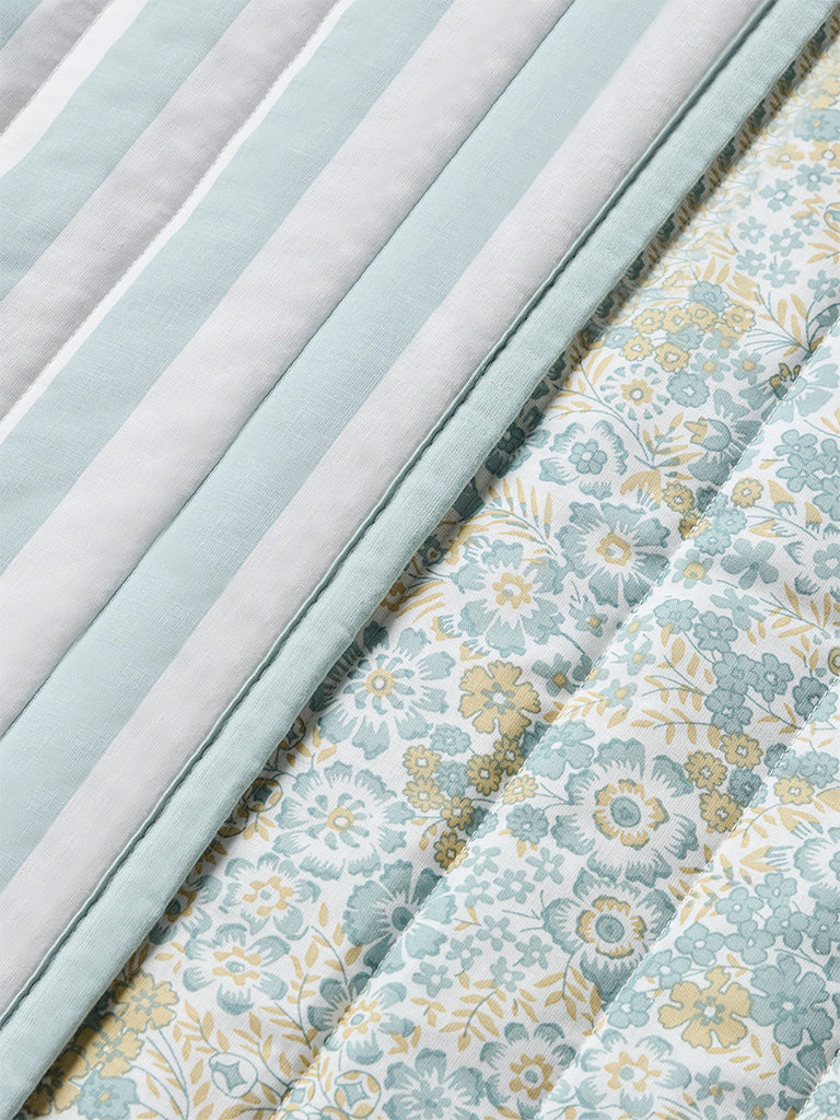 Westside Home Dusty Blue Floral Reversible Quilted Single Bed Comforter