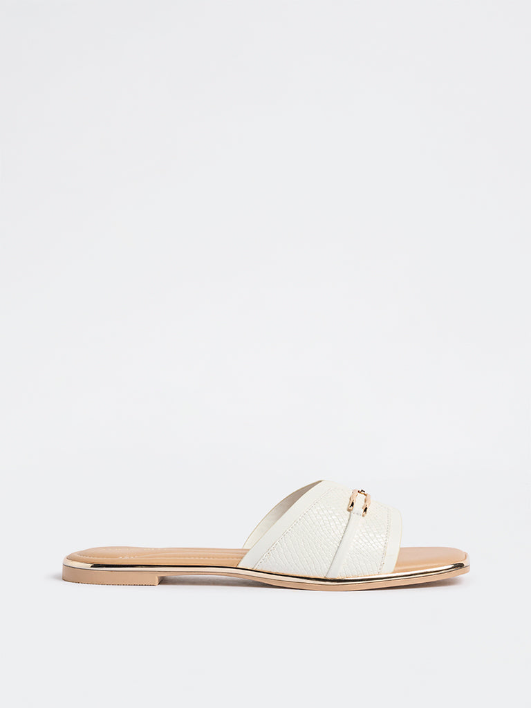 LUNA BLU White Buckle Detailed Slides
