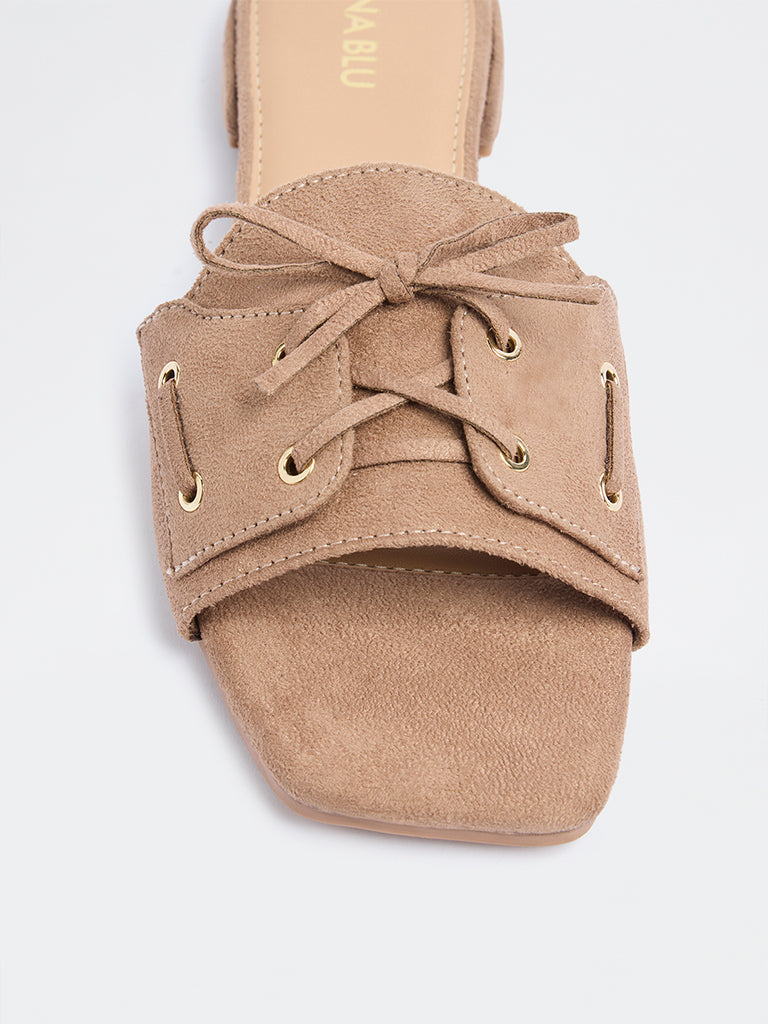 LUNA BLU Taupe Criss-Cross Detailed Sandals