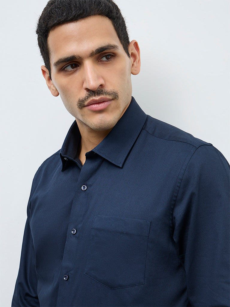 WES Formals Navy Solid Slim-Fit Cotton Shirt