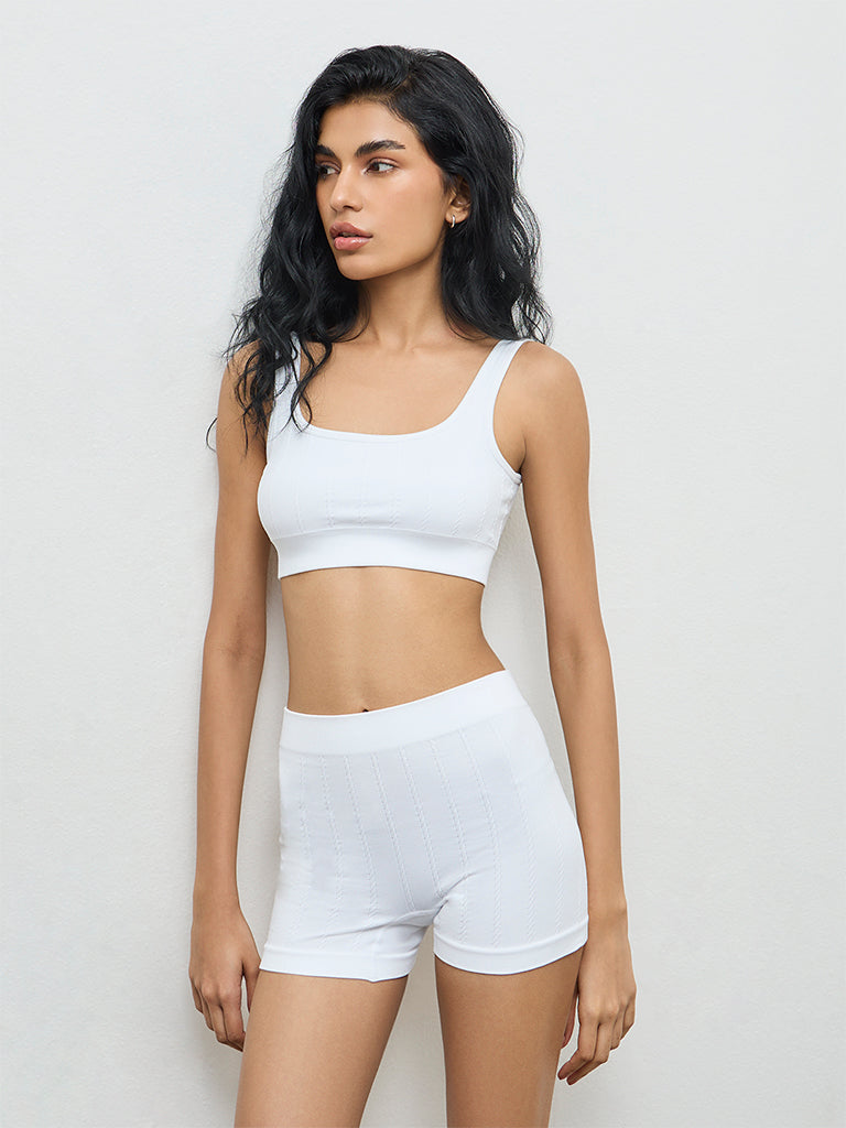 Superstar White Textured Seam-Free Mid-Rise Shorts