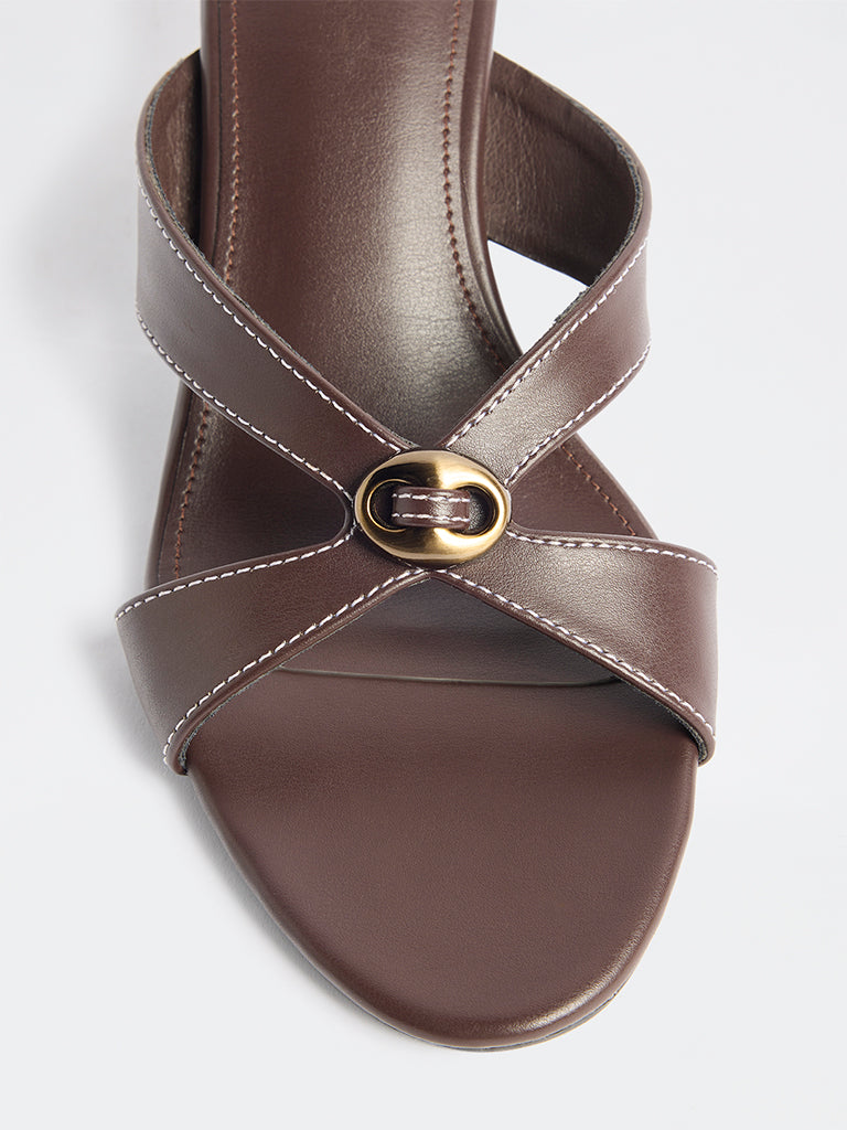 LUNA BLU Brown Buckle-Detailed Strap Sandals