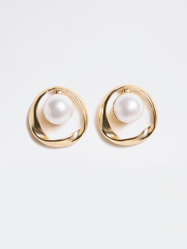 Westside Accessories Gold and White Pearlescent Stud Earrings