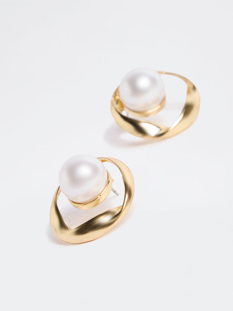 Westside Accessories Gold and White Pearlescent Stud Earrings