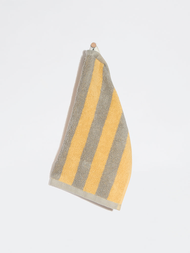 Westside Home Yellow Stripe Pattern Cotton Face Towels (Set of 2)