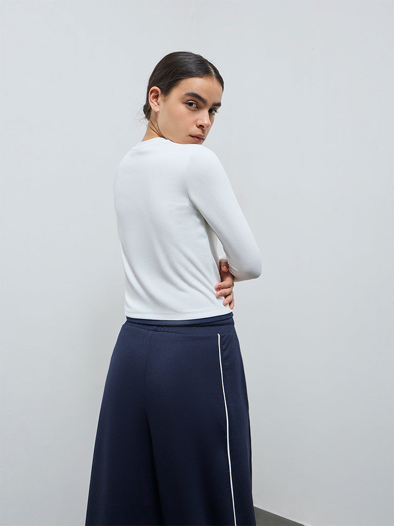 Nuoflexx Off-White Textured T-Shirt