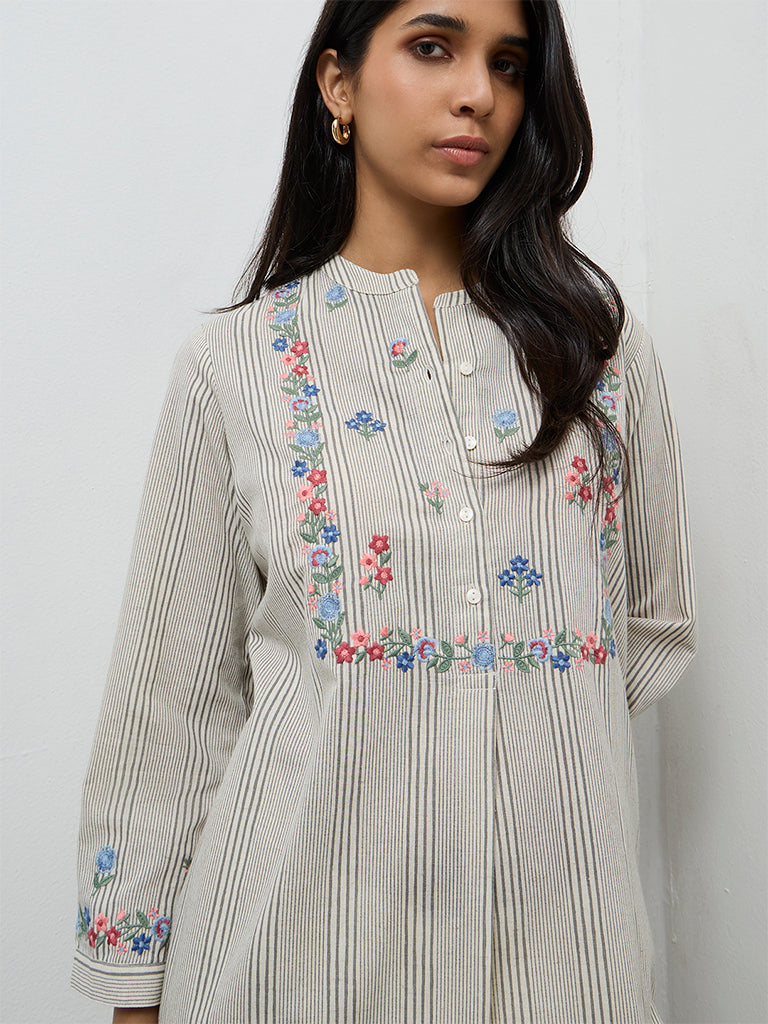 Utsa Off-White Striped Cotton-Blend A-Line Kurta