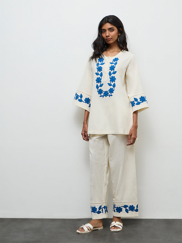 Utsa Off-White Floral Embroidered Cotton-Blend Pants