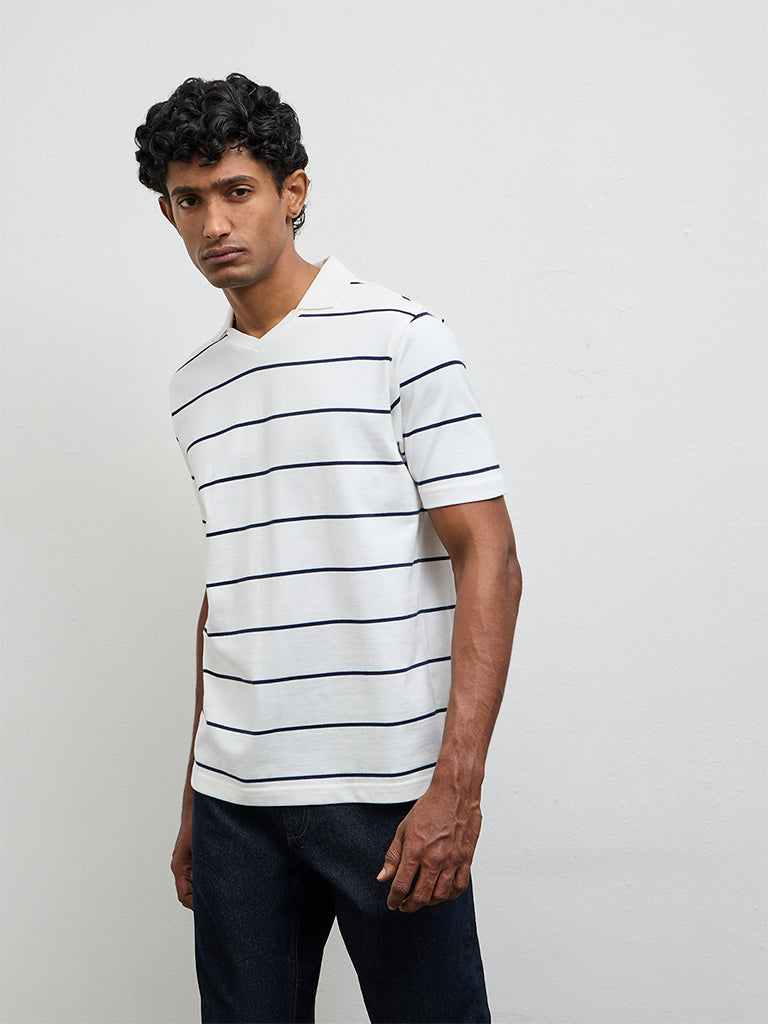 WES Casuals Off-White Striped Relaxed Fit T-Shirt
