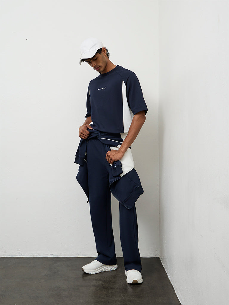Nuoflexx Navy Stripe-Design Relaxed Fit T-Shirt