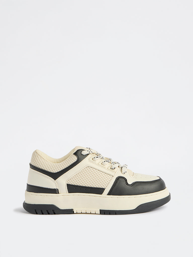 LUNA BLU Black Colour-Blocked Lace-Up Sneakers