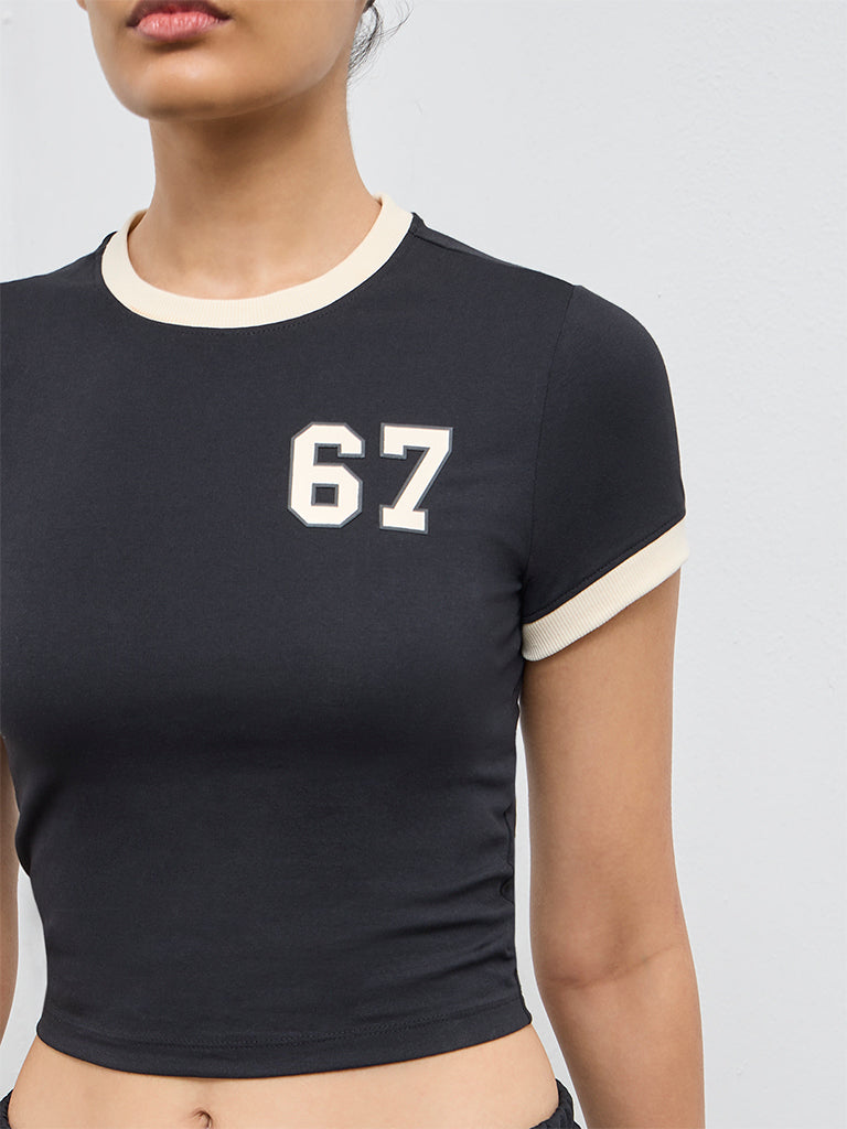 Nuoflexx Black Numerical Printed Cotton-Blend T-Shirt