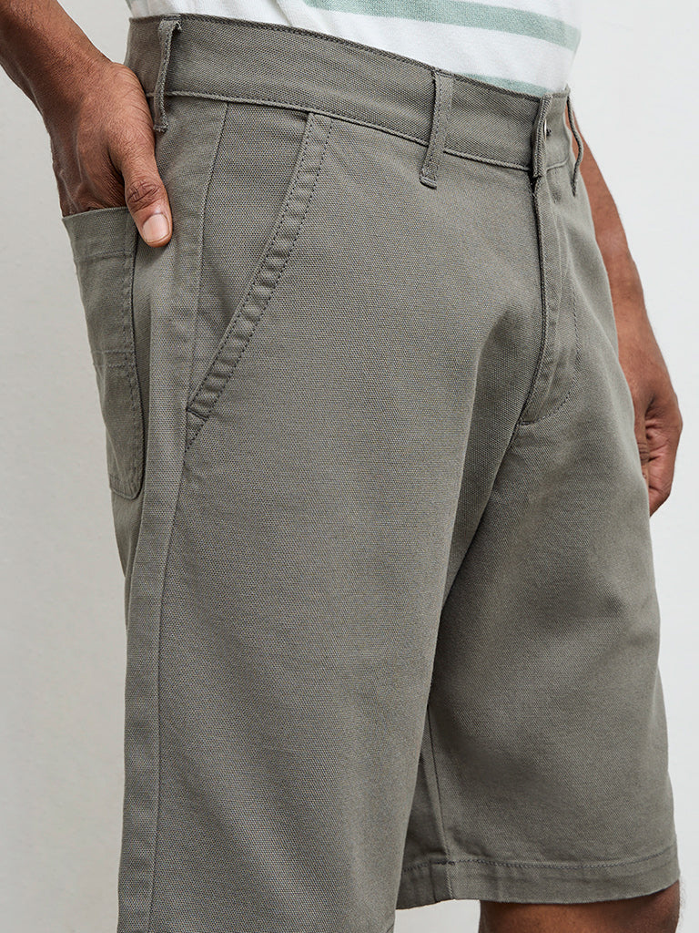 WES Casuals Green Relaxed-Fit Mid-Rise Canvas Carpenter Shorts