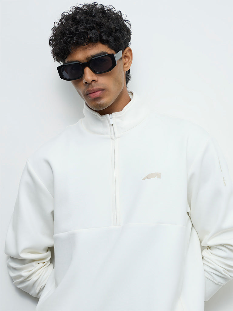 Nuoflexx Off-White Text Detailed Relaxed-Fit Sweatshirt