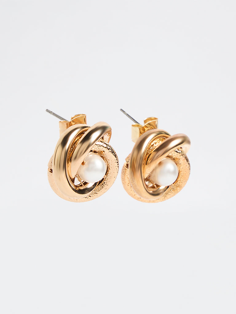 Westside Accessories Gold Pearl Stud Earrings