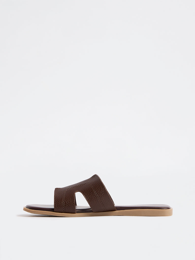 LUNA BLU Dark Brown Textured Strap Slides