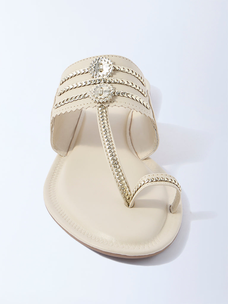 LUNA BLU Ivory Braided Kolhapuri Sandals