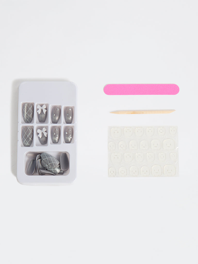 Studiowest Multicolour Silver Cat-Eye Press-On Nail Set
