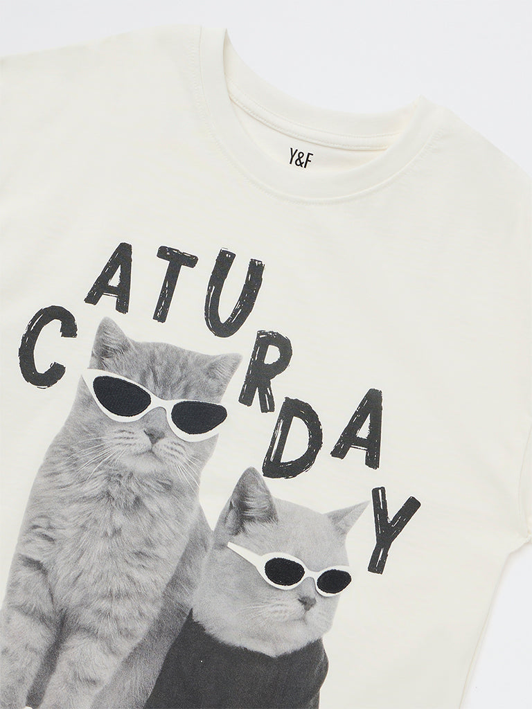 Girls White Printed Cotton T-Shirt