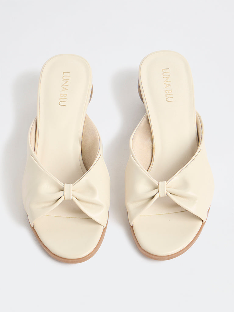 LUNA BLU Ivory Bow-Design Round-Heel Sandals