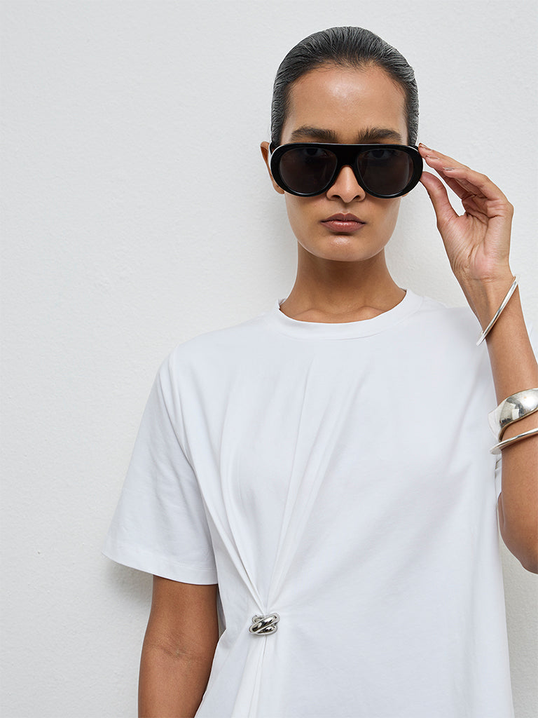 Wardrobe White Solid Cotton-Blend T-Shirt