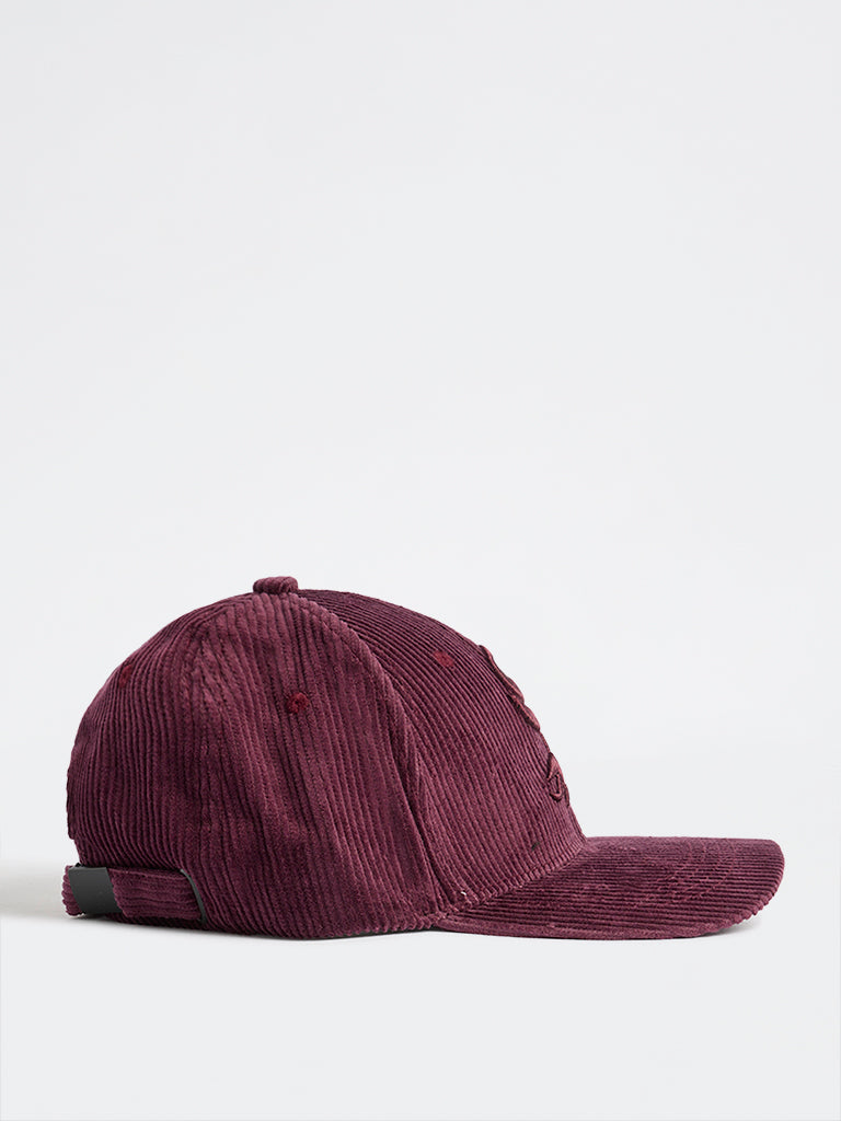 Nuon Plum Text-Embroidered Corduroy Cap