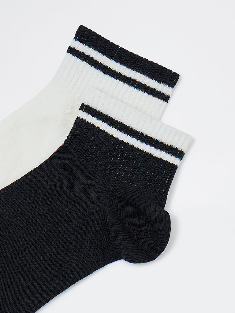 Wunderlove Black Cotton-Blend Socks - Pack of 2