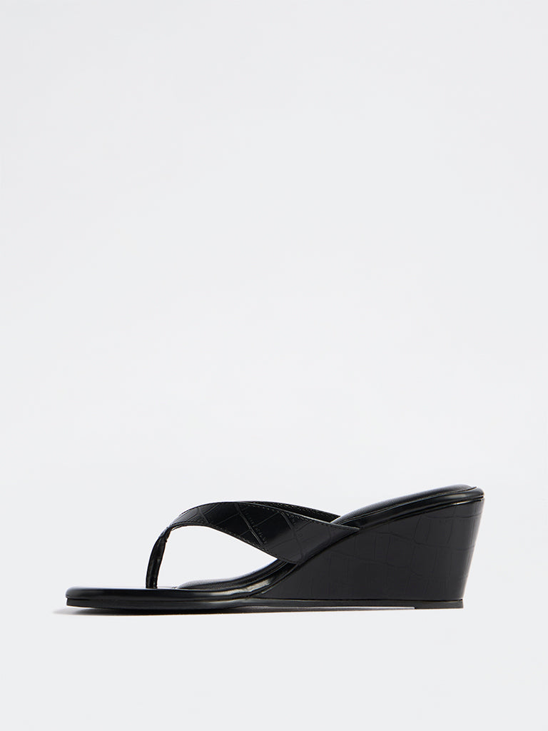 LUNA BLU Black Heel Sandals
