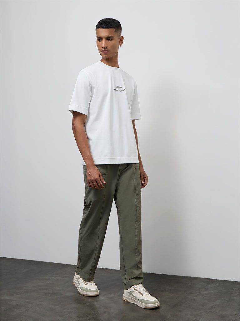 Nuoflexx White Text Design Relaxed-Fit T-Shirt