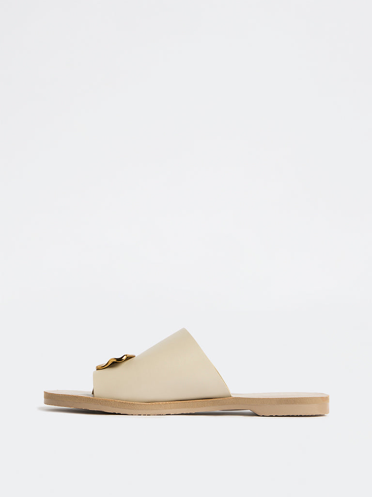 LUNA BLU Ivory Toe-Strap Metal Detail Sandals