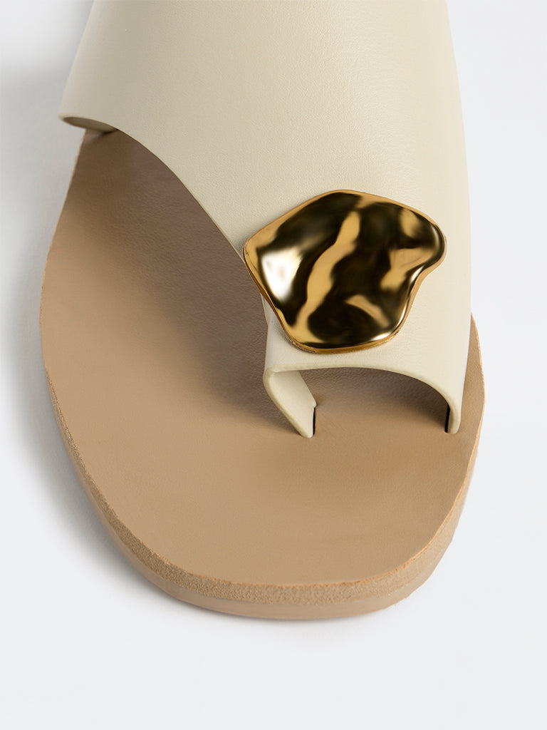 LUNA BLU Ivory Toe-Strap Metal Detail Sandals