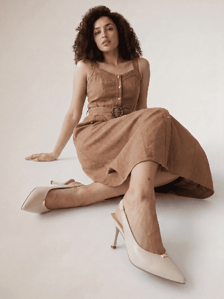 LUNA BLU Ivory Pump Shoes