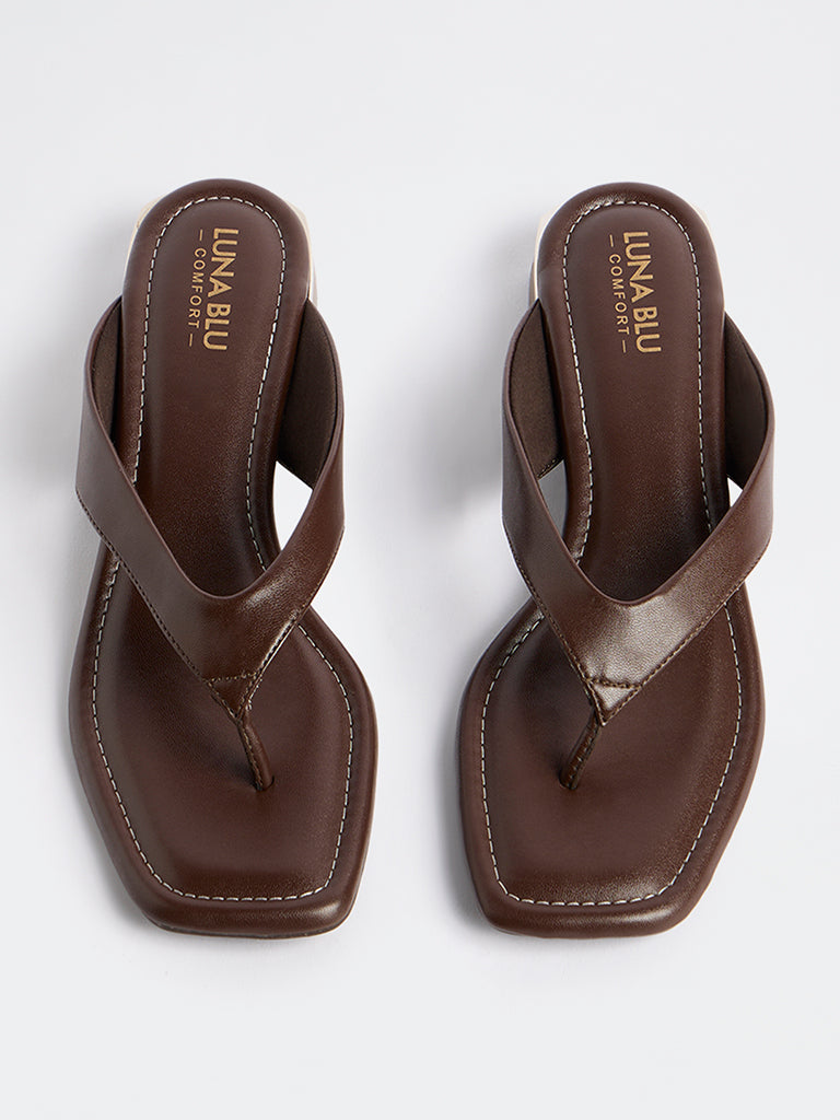 LUNA BLU Dark Brown Thong-Strap Sandals
