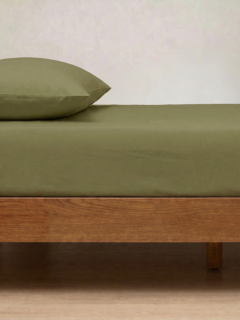 Westside Home Olive Solid Fitted King Bed Sheet Set