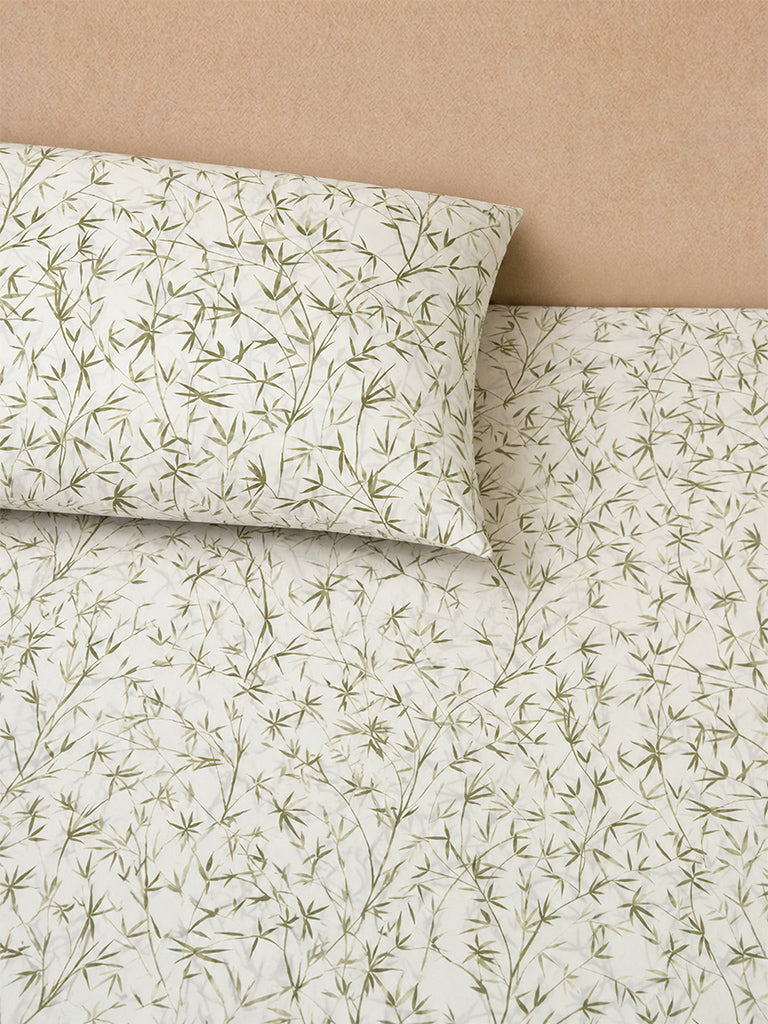 Westside Home Green Bamboo Leaves Printed King Bed Sheet Set