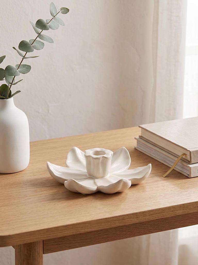 Westside Home Off-White Flower Candle Holder